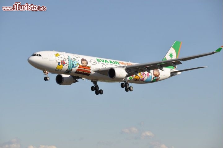 L'aereo EVA Air Hello Kitty in volo - Foto cortesia, EVA Air - www.evaair.com