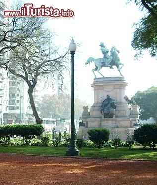 Immagine Statua Garibaldi Buenos Aires Palermo