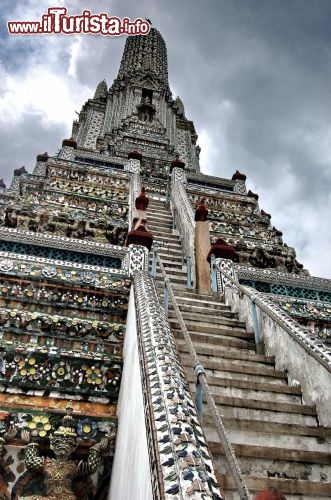 Bangkok la torre del Wat Arun