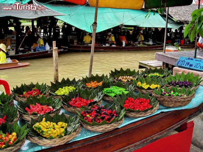 I colori del floating market di Bangkok