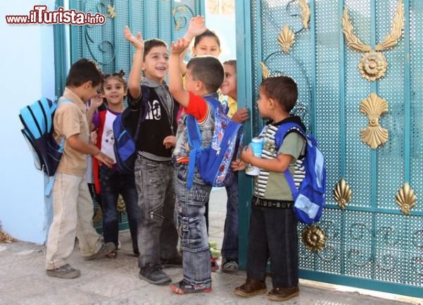 Immagine Bambini di una scuola siriana
DONNAVVENTURA 2010 - Tutti i diritti riservati - All rights reserved