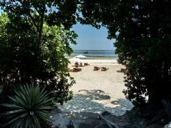 L'ingresso alla spiaggia principale di Chale