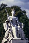 Statua Regina Vittoria all esterno kensington Palace a Londra