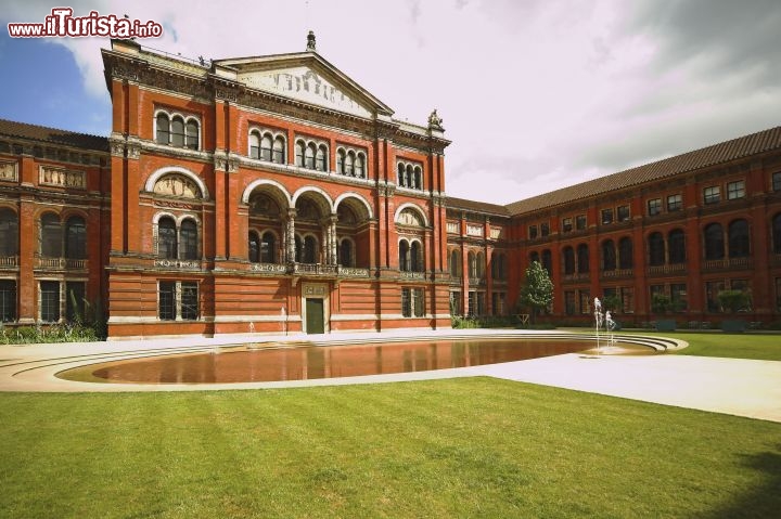 Immagine Victoria and Albert Museum nei pressi di Kensington Gardens