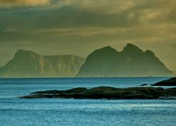 Lofoten Occidentali al tramonto - Qusta immagine ...