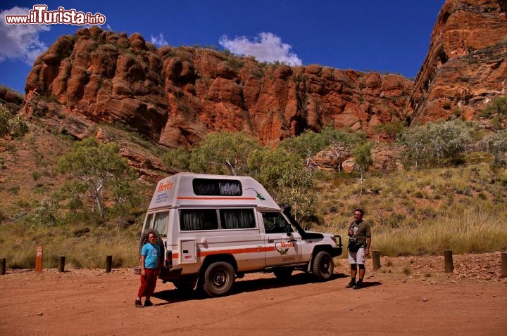 Camper 4x4 a Purnululu, Kimberley. Il camper fuoristrada è il mezzo migliore per visitare il Purnululu National Park, sfruttando i campeggi attrezzati disponibili 