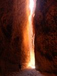 L'impressionante Echidna Chasm, una gola ...