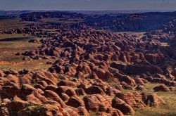 La distesa dei Bungle Bungles dall'alto. ...