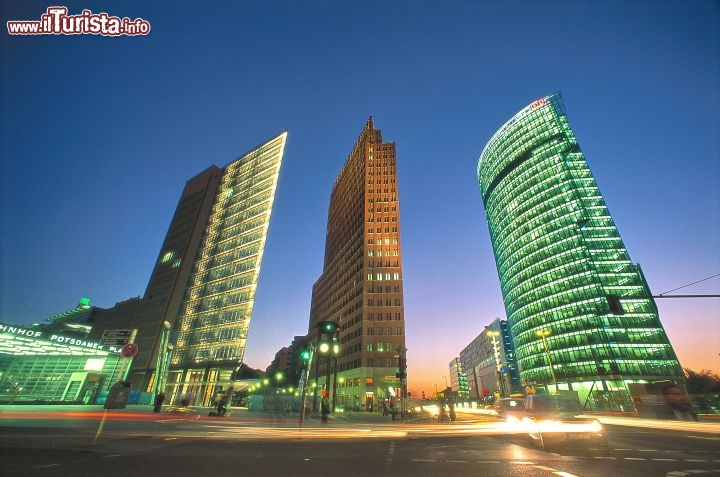 Immagine Vista Notturna Potsdamer Platz Berlino