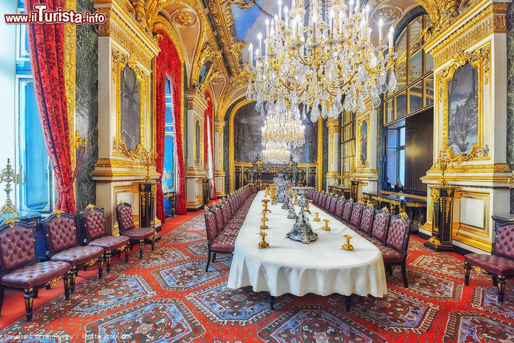 Immagine Sala da pranzo negli Appartementi di Napoleone III al Museo del Louvre di Parigi - © Brian Kinney / Shutterstock.com