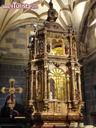 Capilla del Lignum Crucis - Il frammento della Croce di Cristo è custodito in questa cappella del monastero di Santo Toribio de Liebana