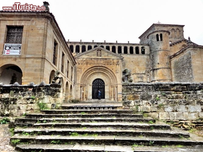 Santillana, la Colegiata de Santa Juliana - E' il monumento più insigne della città, e che da il nome alla stedssa città: il nome di  San Giuliana contraendosi è divenuta Santilliana. E' uno dei monumenti nazionali di Spagna