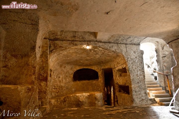 Catacombe di San Paolo a Rabat - la tradizione vuole che San Paolo approdasse qui, ma non volontariamente, dato che su queste coste occidentali di Malta fece naufragio nel 60 d.C. circa. Sono delle classiche catacombe romane, e conservano ancora delle importanti tracce di pitture originali.