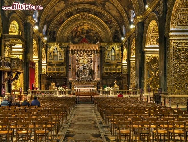 Immagine Il ricco interno della Concattedrale di San Giovanni a La Valletta