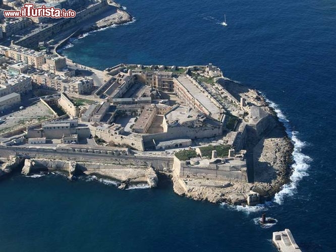 Immagine Forte Sant Elmo vista Aerea