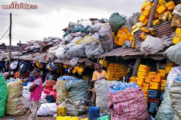 L'incredibile merkato di Addis Abeba - In Etiopia con i Viaggi di Maurizio Levi