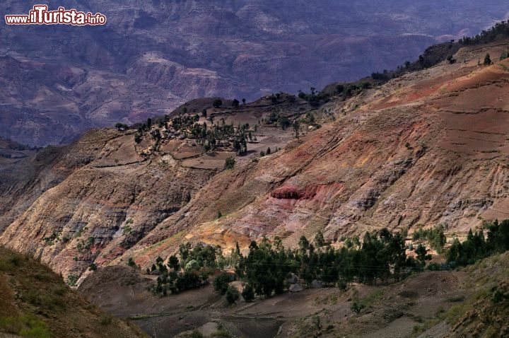 Montagne lungo la Rotta storica dell'Etiopia - In Etiopia con i Viaggi di Maurizio Levi