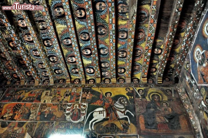 Soffitto angeli e affreschi chiesa Debre Selassie Gondar - In Etiopia con i Viaggi di Maurizio Levi