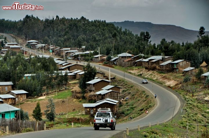 Villaggio nei monti Semien in Etiopia - In Etiopia con i Viaggi di Maurizio Levi