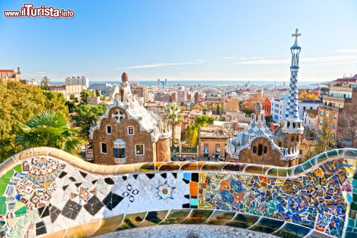 Immagine Foto Parco Guell Gaudi Barcellona - © Luciano Mortula - Fotolia.com