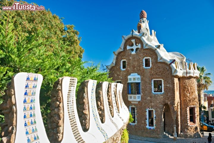 Immagine Chiesa gaudi parc guell barcellona