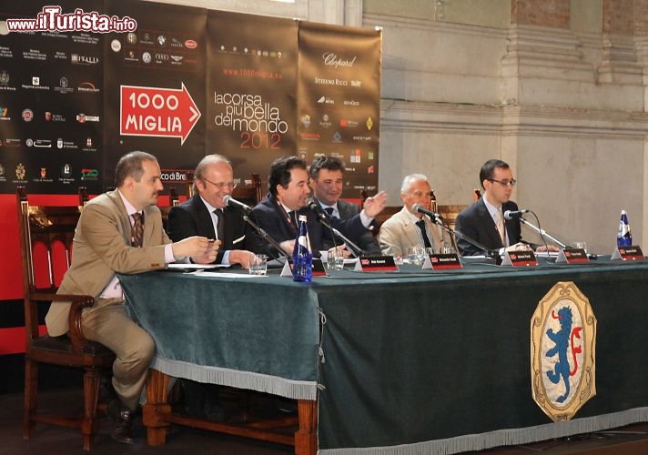 Conferenza stampa 1000 miglia 2012: a Brescia la presentazione della edizione n° 30 delle manifestazioni storiche della grande corsa.
