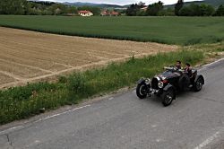 Alla 1000 miglia 2012 una Bugatti tipo 44 del ...
