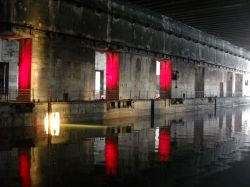 La Base Sous Marine di Bordeaux fu costruita dall'esercito tedesco durante la seconda guerra mondiale per ospitare i suoi sommergibili.