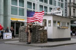 Checkpoint Charlie, Berlino