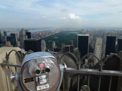 Binocolo per l'osservazione dall'Observatory Deck del Rockfeller Center il Top of the Rock