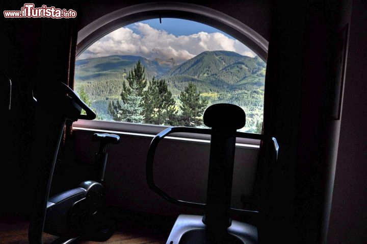 Fitness con panorama dallhotel Lagorai