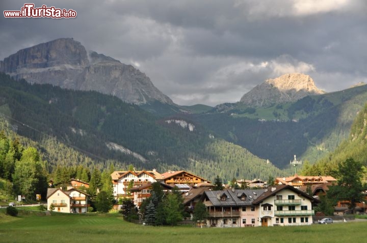 Val di Fassa Trentino panorama al tramonto