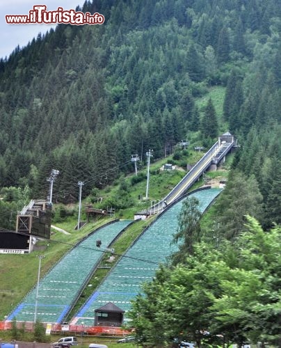 Val di Fiemme i trampolini salto con gli sci si preparano al mondiale sci nordico 2013