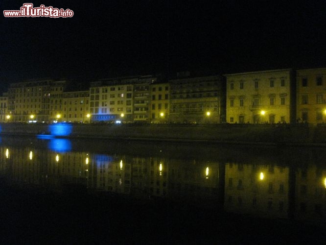 Immagine Il Lungarno di Pisa, visto alla sera