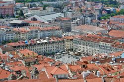 Baixa Pombalina vista panoramica Lisbona. Cortesia foto wikipedia, user: Alegna13 - common creative