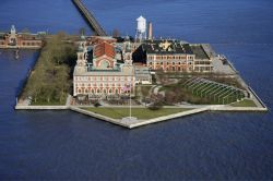 Vista area di Ellis Island New York