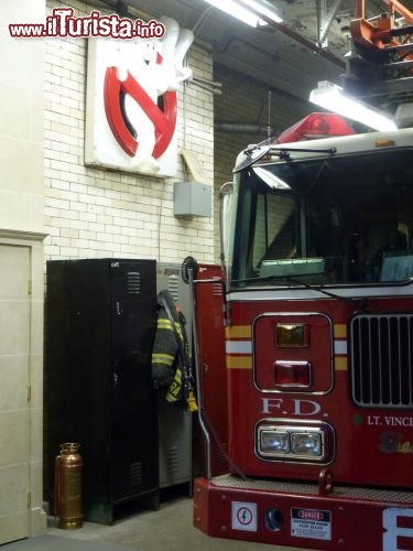 Immagine Ghostbuster2: la caserma dei pompieri usata come base degli acchiappa fantasmi a New York City, al 14 di North Moore Street a TriBeCa