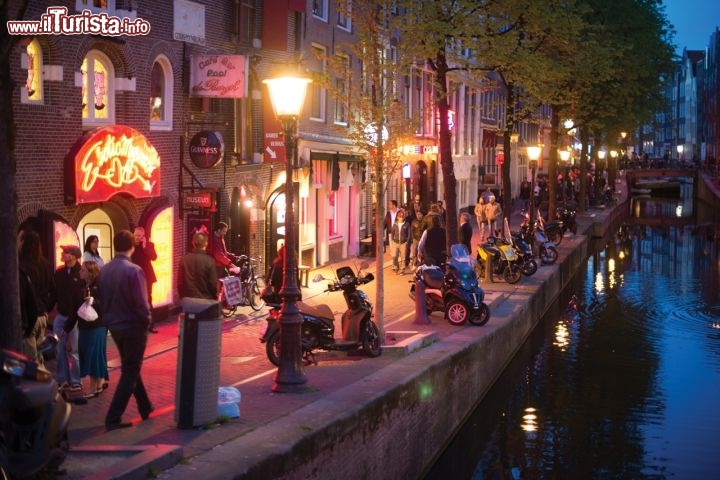 Immagine Visita al Red light district (Rossebuurt) di Amsterdam - ©NBTC Holland Media Bank