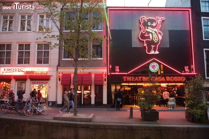 Immagine Locali notturni nel Red light district di Amsterdam - ©NBTC Holland Media Bank