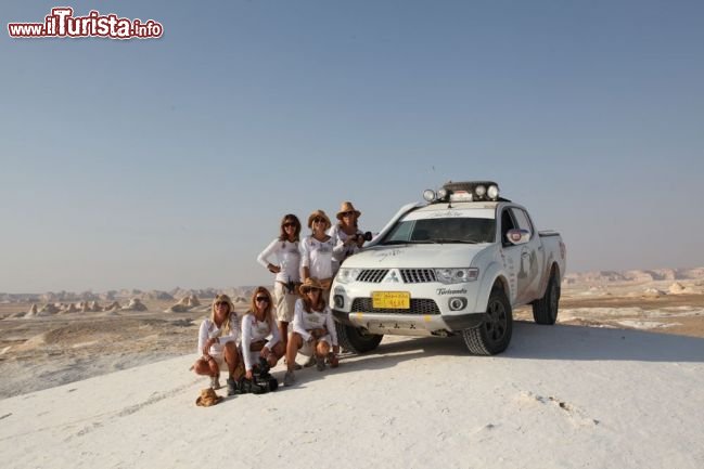 Immagine Il team nel Deserto Bianco
DONNAVVENTURA 2010 - Tutti i diritti riservati - All rights reserved