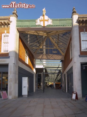 Immagine Entrata dello Spitalfields City Farm, mercato a Brick Lane, Londra - visitlondonimages/ britainonview/ Pawel Libera