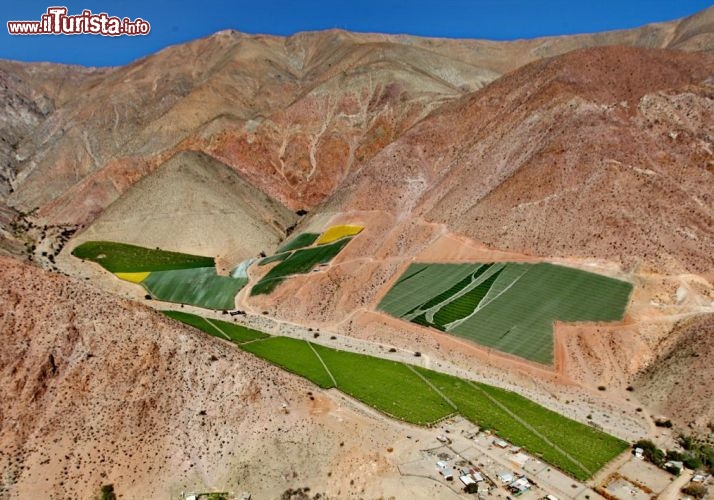 La magnifica valle de elqui del Cile, vista dall'alto - © DONNAVVENTURA® 2012 - Tutti i diritti riservati - All rights reserved