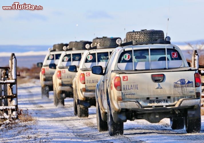 Spolverata di neve nei pressi di Punta Arenas. Punta Arenas è la città più meridionale del Cile e contende il primato di città più a sud del mondo a Ushuaia. In effetti la città argentina è più meridionale, ma per i cileni è troppo piccola e non merita il titolo di città! - © DONNAVVENTURA® 2012 - Tutti i diritti riservati - All rights reserved