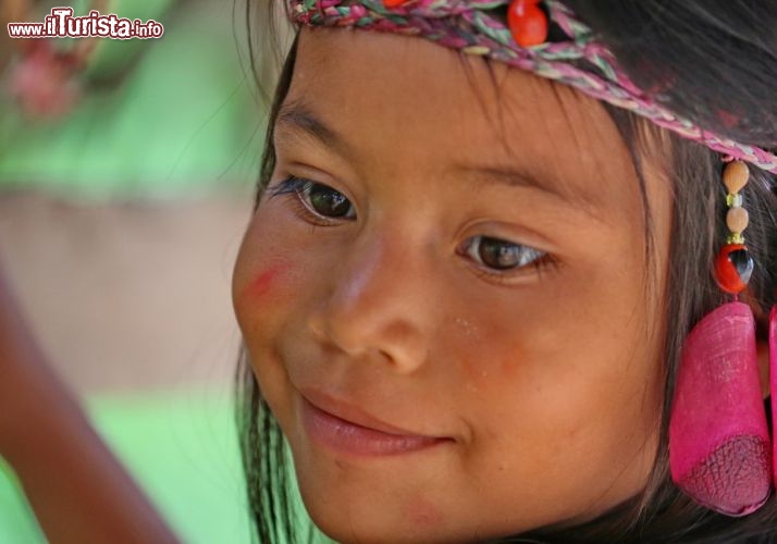 Bimba della tribu peruviana degli Yagua - © DONNAVVENTURA® 2012 - Tutti i diritti riservati - All rights reserved