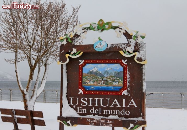 Ecco il cartello di Ushuaia, che segnala la "fin del mundo" in Argentina - © DONNAVVENTURA® 2012 - Tutti i diritti riservati - All rights reserved