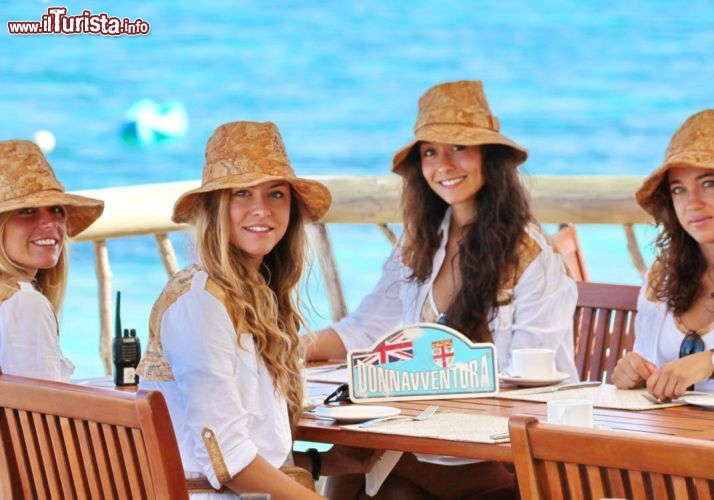 Colazione in spiaggia a Castaway Island, Isole Fiji - © DONNAVVENTURA® 2012 - Tutti i diritti riservati - All rights reserved