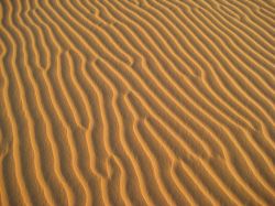 I disegni del vento sulle dune dell'Erg Chebbi ...