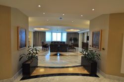 Ingresso della suite più costosa dell Hotel Corithia Khartoum: l'appartamento presidenziale