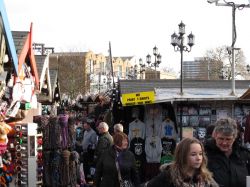 il mercato di Camden Market, una delle tante facce multietniche di Londra