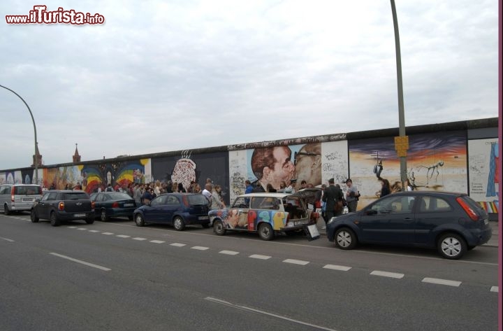 Immagine La porzione più lunga del muro di Berlino, east side gallery